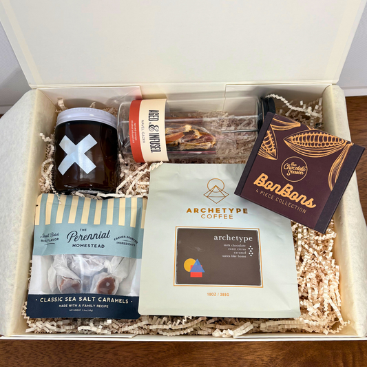 Celebration & Sips Box